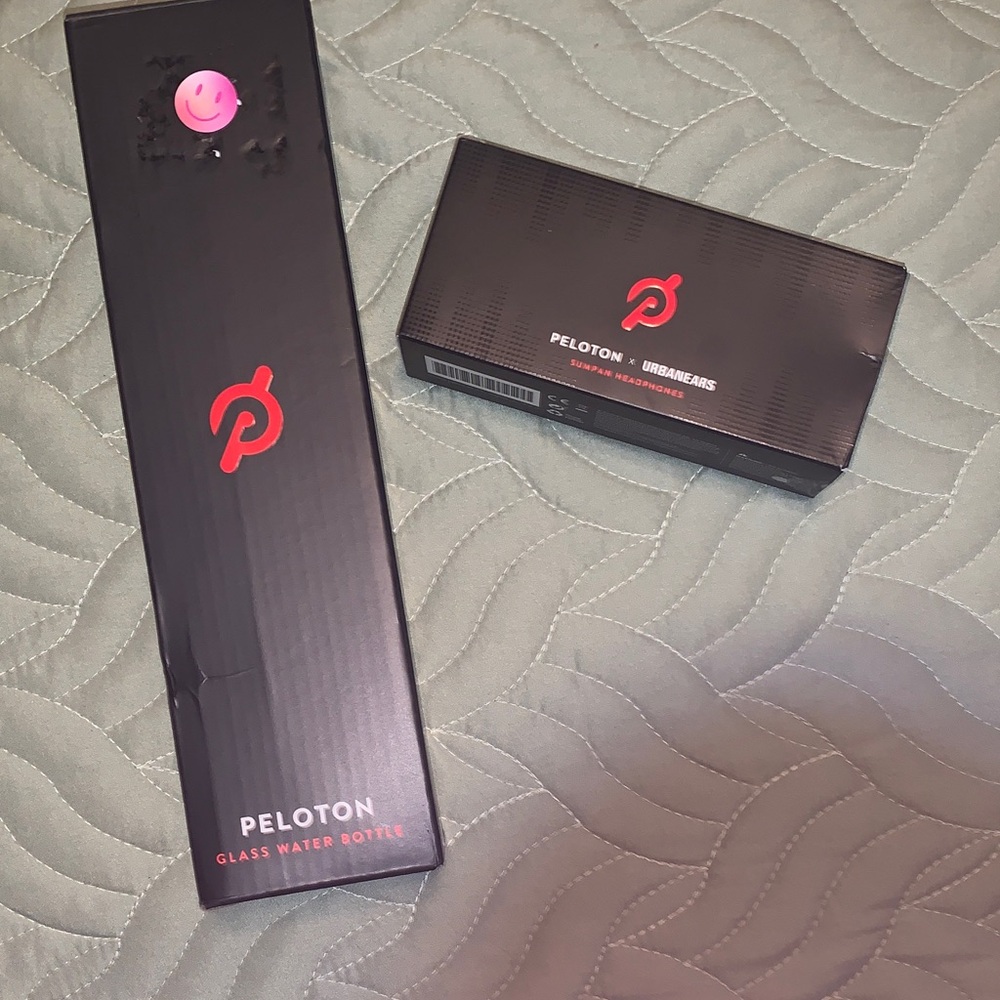 Peloton Glass Water Bottle/Urbanears Bundle NWT